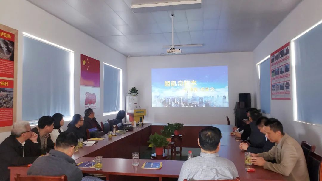 媒體云集!為朗凱奇防水發(fā)展點(diǎn)睛喝彩! 朗凱奇防水,防水涂料廠家,防水材料,防水施工,朗凱奇,媒體記者,新型防水材料,防水廠家考察